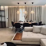 Elia Villa